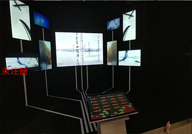 双屏联动展示互动系统