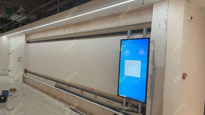 互动滑轨屏一体机