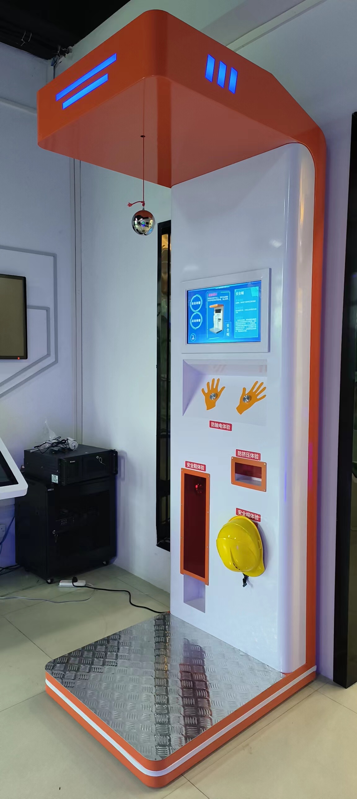 机械伤害四合一体验系统 机械伤害模拟体验系统