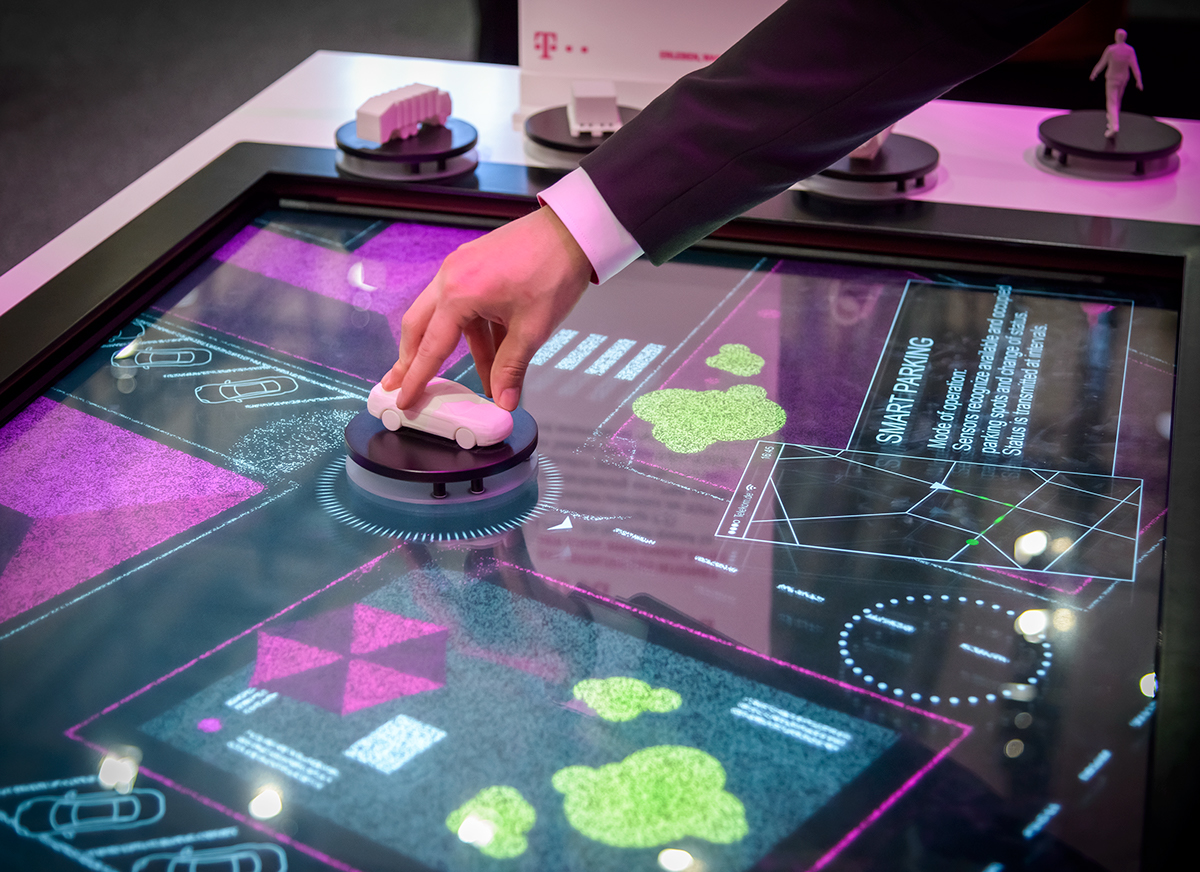 物体识别桌 AR物体识别桌 物体识别互动软件